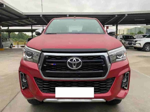 Toyota Hilux 2.8G 4x4 AT 2018 màu Đỏ